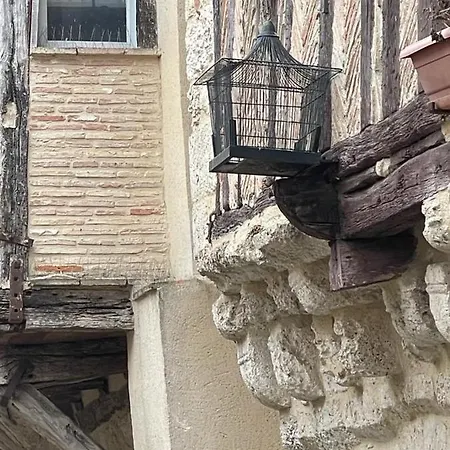 Alojamento de Acomodação e Pequeno-almoço La Casa Nomade 4*