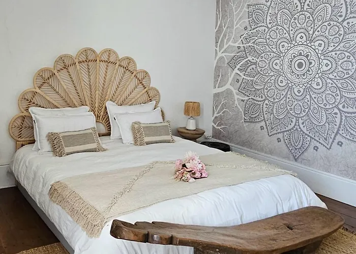 La Casa Nomade 住宿加早餐酒店 Issigeac